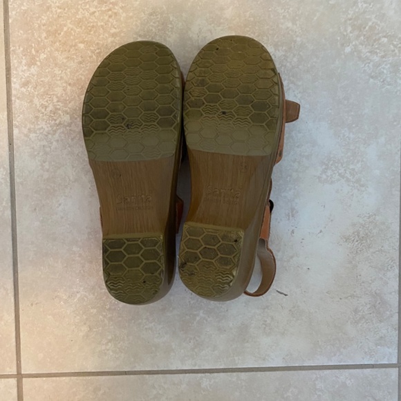 Dansko Sanita Clog Sandal Cognac/Tan  Size 7 (EU 37) - Picture 5 of 6